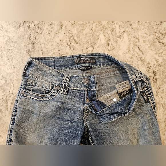 Silver Jeans - Mckenzie bootcut - sz W25/L32 - Picture 3 of 4